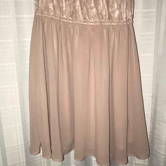 Beautiful Dress, size 6; Like new! - Picture 3 of 7